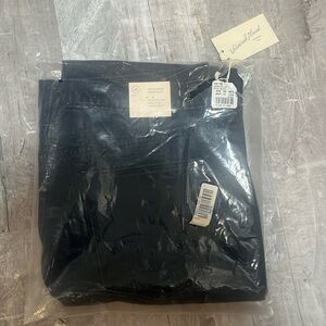 Universal Thread NEW in package, high rise boot cut size 18